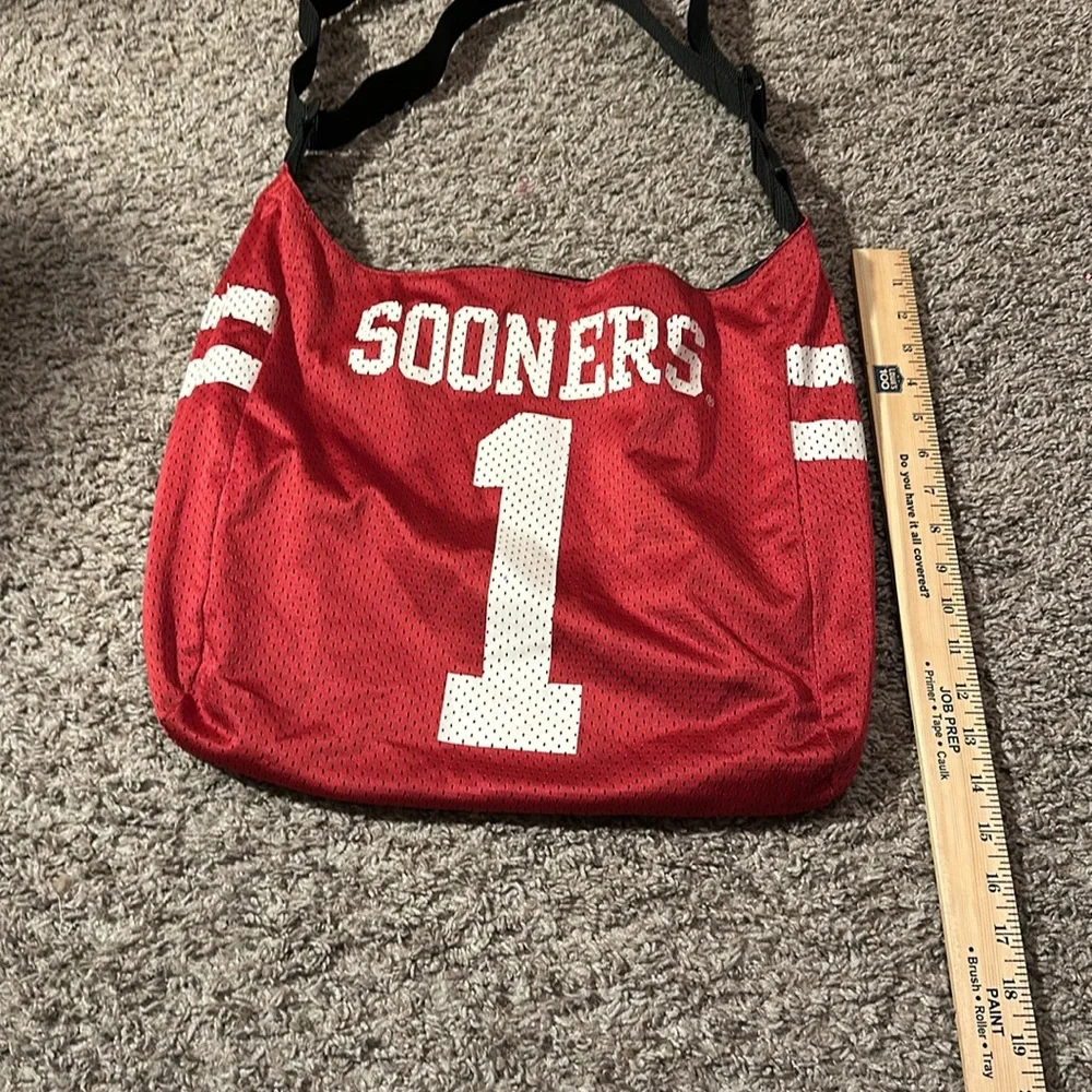 Oklahoma Sooners Red Crimson Purse Hobo W Strap Zip Womens FAN •dom / box 32-1‎